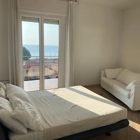 Apartment Soluzione Casa Sea View *