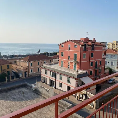 Meraviglioso Vista Mare Pietra Ligure